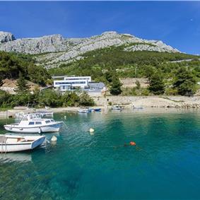 5 bedroom beachfront villa with heated pool near Omis, sleeps 9